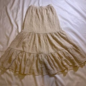 Fairycore soft grunge UO beige maxi skirt size XS 🧚‍♀️💛
